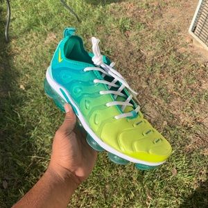 Nike VaporMax lemon lime